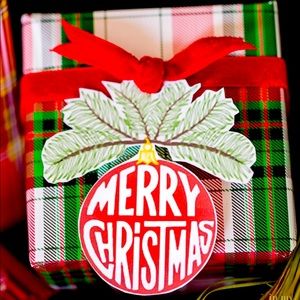 Not long until Christmas! Have you started shopping? Let me help you! 🎁